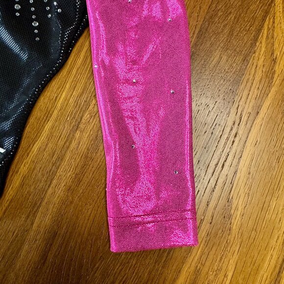 ALPHA FACTOR Gymnastics Competition Leotard Girls 6X-7 INT Pink & Black Girl Leo - Picture 6 of 10